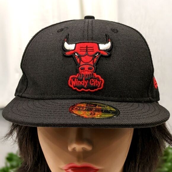 New Era Chicago Bulls "Hardwood Classic Logo" 59Fifty Men's Fitted Hat B…